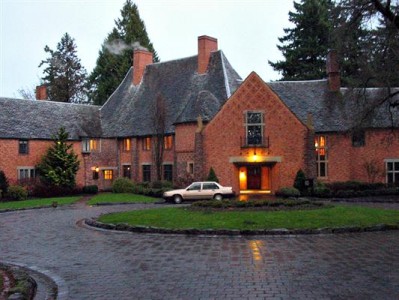 lewis and clark college dorms